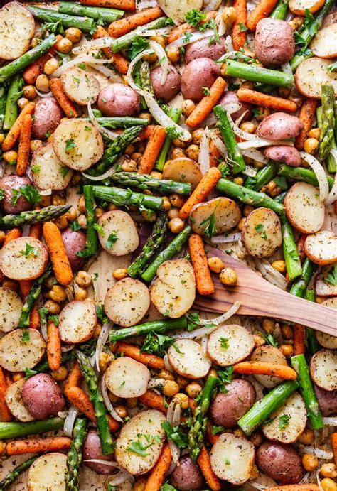 Vegan Sheet Pan Dinner | Herbed Potato, Asparagus & Chickpeas