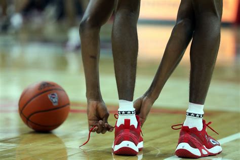 How Big is the Average NBA Player’s Shoe Size? | Hoops Addict