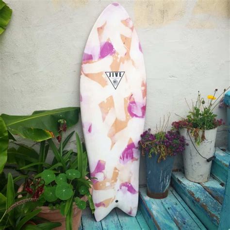 15 SURFBOARD BRANDS WITH EPIC STYLE