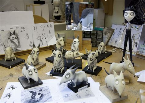 MoovyBoovy: Tim Burton's 'Frankenweenie' - The Art of Frankenweenie ...