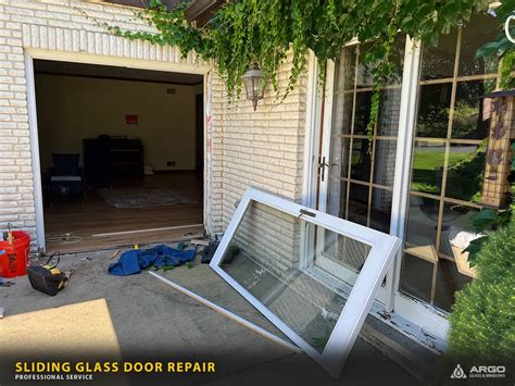 Sliding Glass Door Repair Service