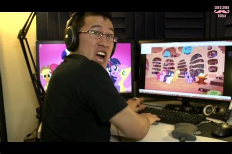 Pin by Ro0kie117 on MARKIPLIER!!! | Markiplier, Markiplier games, Brony