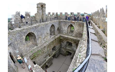 Blarney Castle Info | County Cork, Ireland
