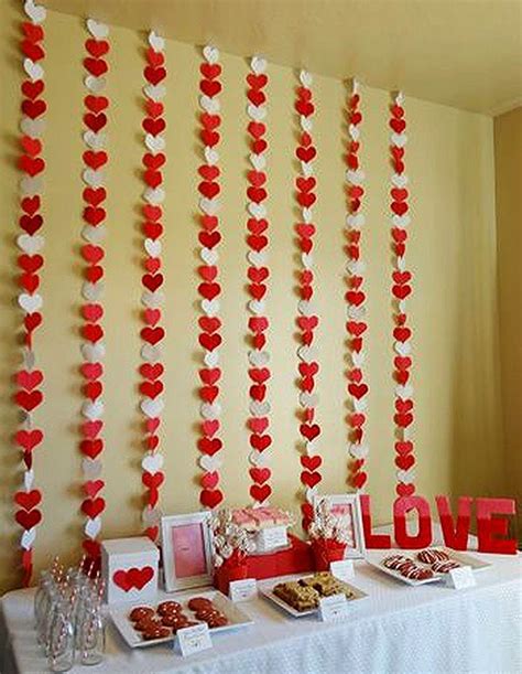 Gorgeous Valentine Wall Decor To Beautify Your Home 03 - MAGZHOUSE