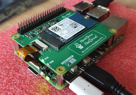 Raspberry Pi 5 gets an M.2 PCIe HAT - Meet PineBerry Pi HatDrive - CNX Software