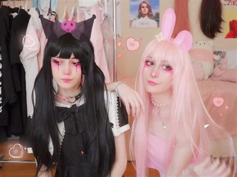 my melody x kuromi cosplay | Cute outfits, Halloween outfits, Couples ...