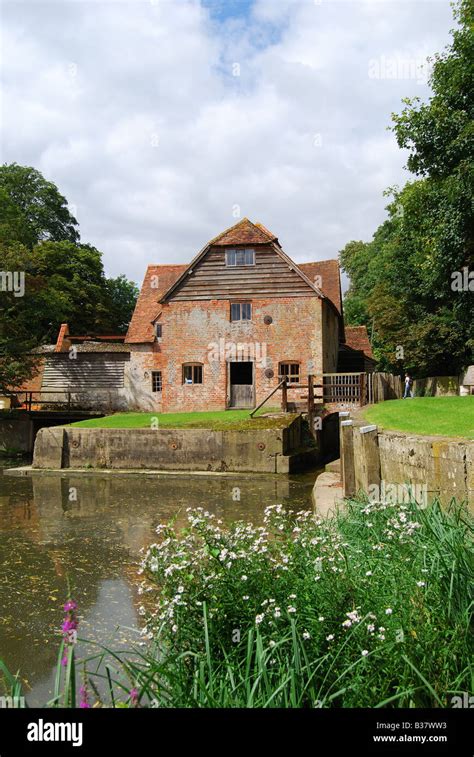 Mapledurham Watermill, Mapledurham Estate, Mapledurham, Oxfordshire, England, United Kingdom ...