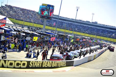 PHOTOS: 2023 NASCAR Cup Series Xfinity 500 At Martinsville Speedway - The Fourth Turn