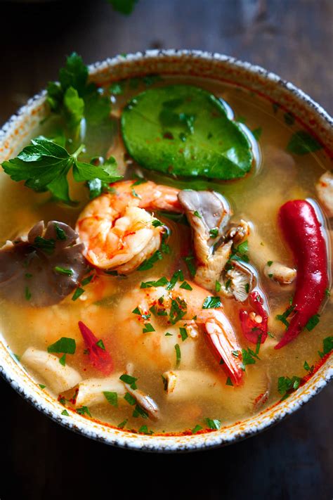 Tom Yum Soup (Tom Yum Goong) - Craving Tasty