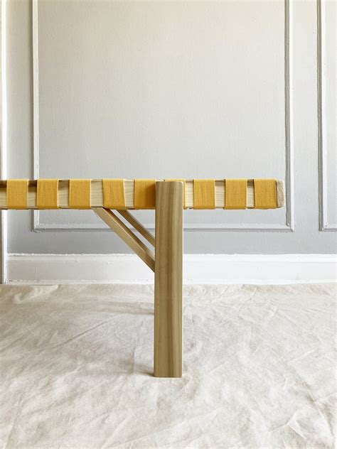 Self-assembly Shares 5 New Furniture DIY Projects