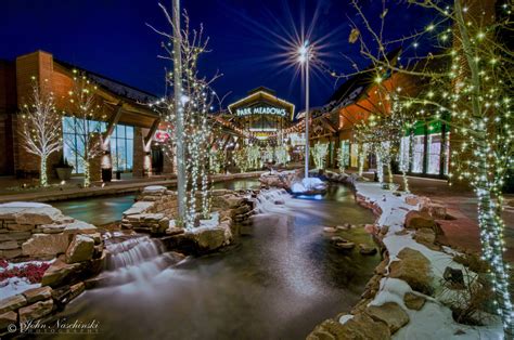 Pictures of Park Meadows Mall at Christmas