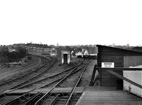 Disused Stations: Croxley Green Station