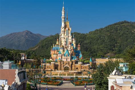 PHOTOS: Each Disney Princess Themed Tower on the "Castle of Magical Dreams" at Hong Kong ...