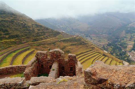 Pisac ruins & market travel guide [plan your perfect daytrip]