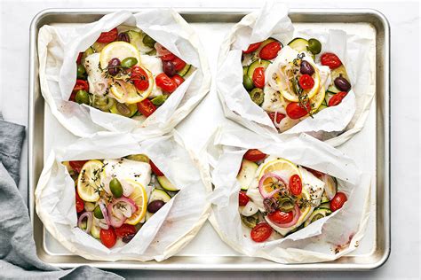 Mediterranean Cod en Papillote (Fish in Parchment Paper) - Downshiftology