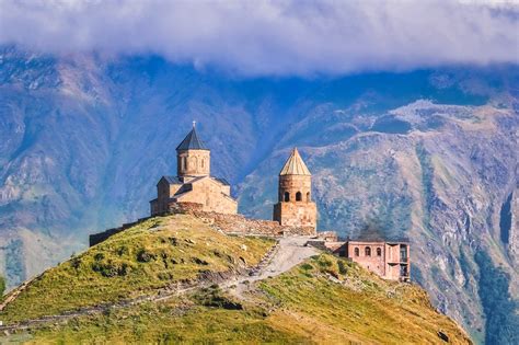 9 best things to do in Kazbegi, Georgia | Atlas & Boots