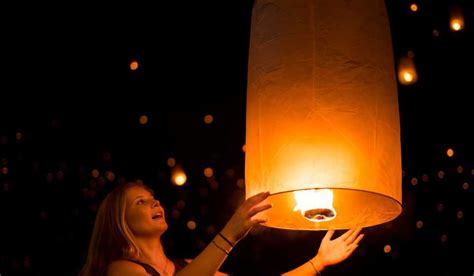 Thailand's 2022 Lantern Festival | Mundo Asia