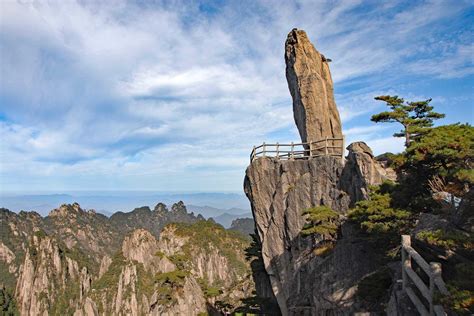 4 Days Yellow Mountain(Mt.Huangshan) and Hongcun Village Tour - China ...