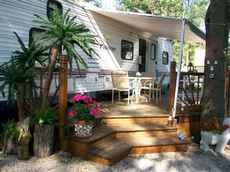 Awesome RV Deck Design Ideas + How to Build a Deck - Mobile Home Living