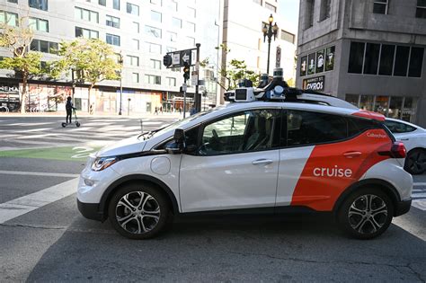 Driverless Taxis Blocked Ambulance and Patient Later Died, San Francisco Fire Dept. Says - The ...