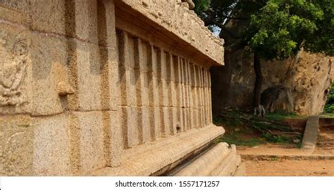 Pallava Dynasty Rock Architecture Very Old Stock Photo 1557171257 ...