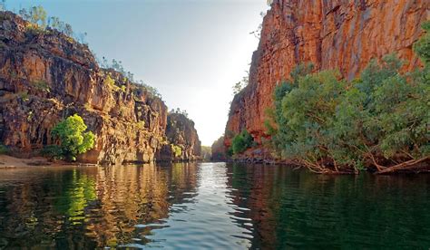 What Is The Difference Between A Canyon And A Gorge? - WorldAtlas