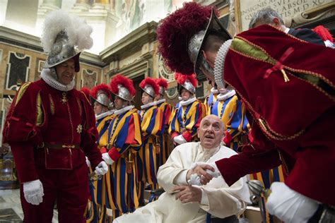 Pope Francis to Swiss Guards: Vatican City is proud of your presence ...