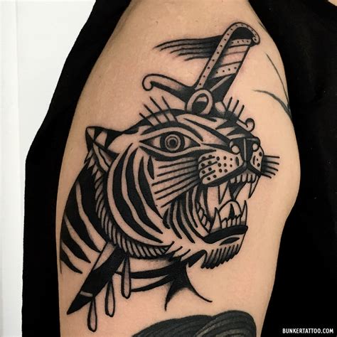 Traditional black tiger head tattoo – Bunker Tattoo – Quality tattoos