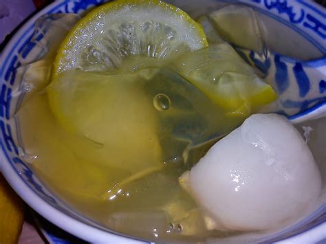 Cooking Pleasure: LEMONY ICE JELLY DESSERT [愛玉冰]