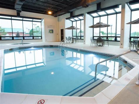 Top 10 Hotels With Indoor Pool In Joplin, Missouri | Trip101