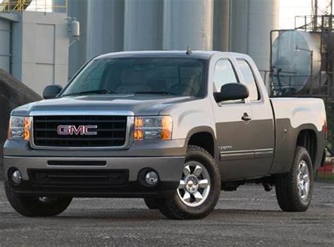 2010 GMC Sierra Denali Spark Plug Replacement Guide – SparkPlugWorld