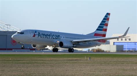 American Airlines Flights Grounded at Major US Airports - BelleNews.com