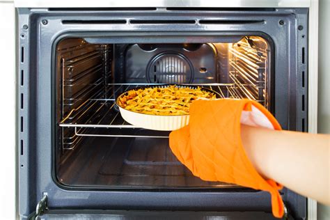 Glotech Repairs - Five Reasons Why Your Oven Isn’t Heating Evenly - Glotech Repairs