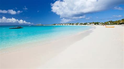 Providenciales Hotels from £107 | ebookers.com