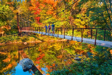 Vibrant Fall Foliage, Seasonal Experiences Set to Wow Connecticut ...