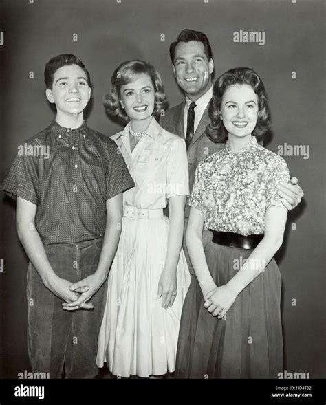 DONNA REED SHOW, 1958-66, Paul Petersen, Donna Reed, Carl Betz, Shelley Fabares, 1963 Stock ...