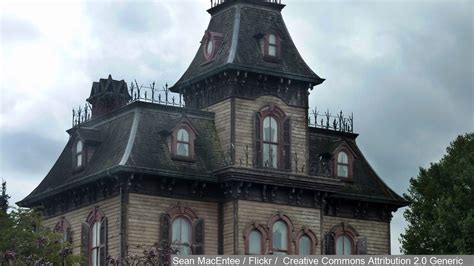 10 best haunted house attractions across the US in 2019 | wqad.com