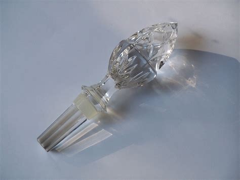 Beautiful Waterford Crystal Decanter Stopper 111M137B