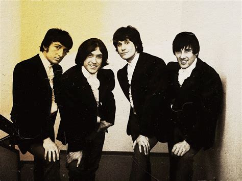 Understanding the lyrics of The Kinks song 'Lola'