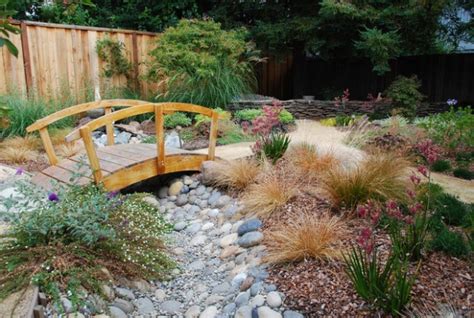 25 Amazing Garden Bridge Design Ideas that Will Make Your Garden Beautiful