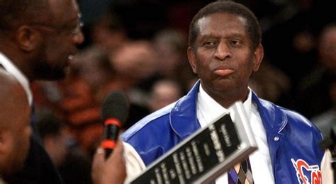 Earl Lloyd, first black player in NBA, dies at 86 - Sportsnet.ca