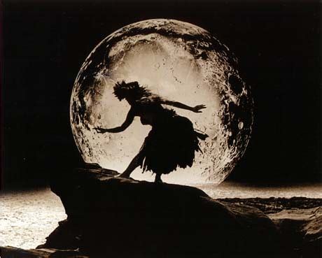 Hula Dancer Moon Silhouette | Never quite been sure if it's … | Flickr