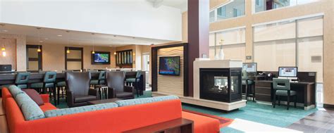 Extended Stay, Pet-Friendly Hotel In Bloomington, IL | Residence Inn