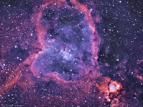 Wallpaper Heart Nebula by DigiPainteR on DeviantArt