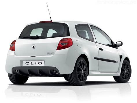 Renault Clio Sport 197 Cup High Resolution Image (2 of 3)