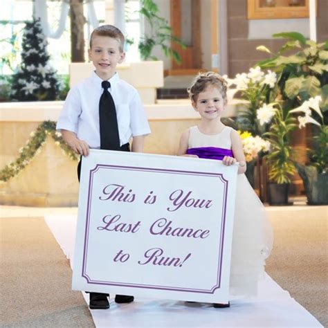 Super Popular Wedding Signs Trend: How To Use Them & Where To Put Them ...