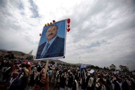 Yemen's ex-president Saleh shot dead after switching sides in civil war