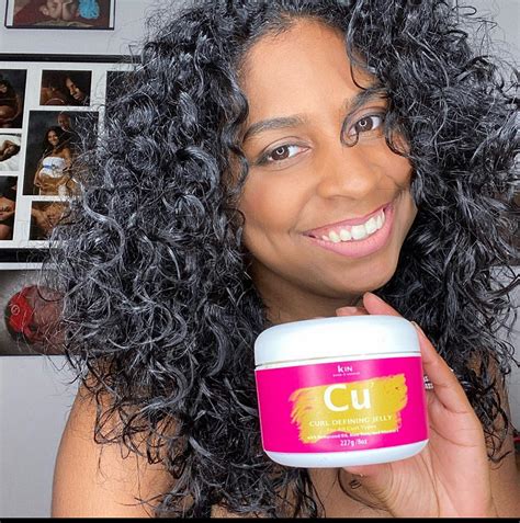 Curl Defining Jelly – Kin Essentials