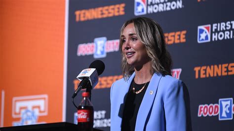 Kim Caldwell introduced as new Tennessee Lady Vols basketball coach