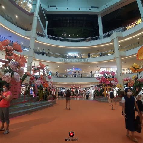 Mid Valley Megamall in 2023 | Valley, Mid